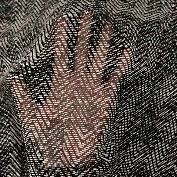 Trouve Patterned Tank Top - Picture 9 of 10